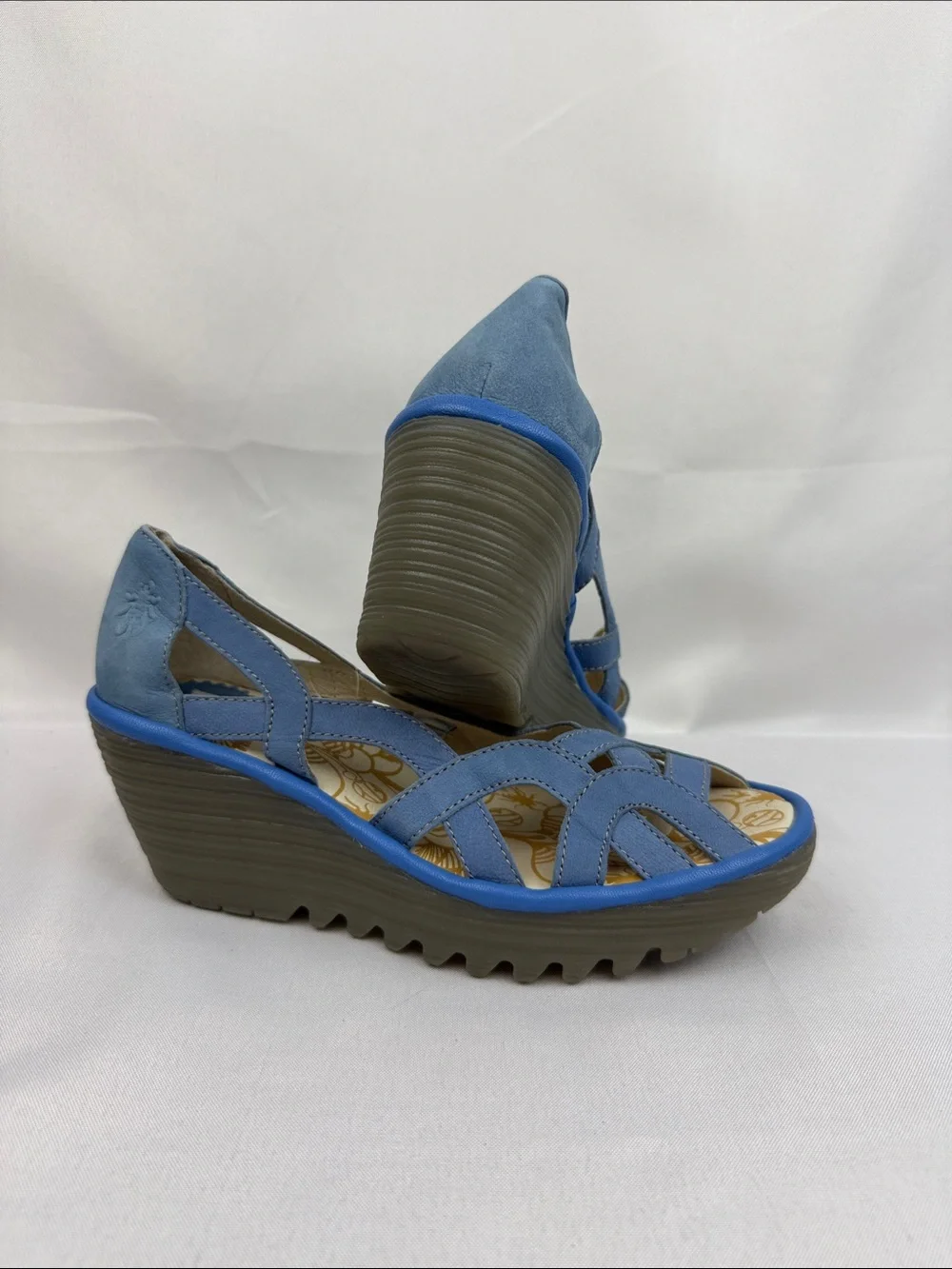 NWOB Fly London Yadi Blue Leather Peep-Toe Slip-On 2.5 Wedge Sandals EU37 US7